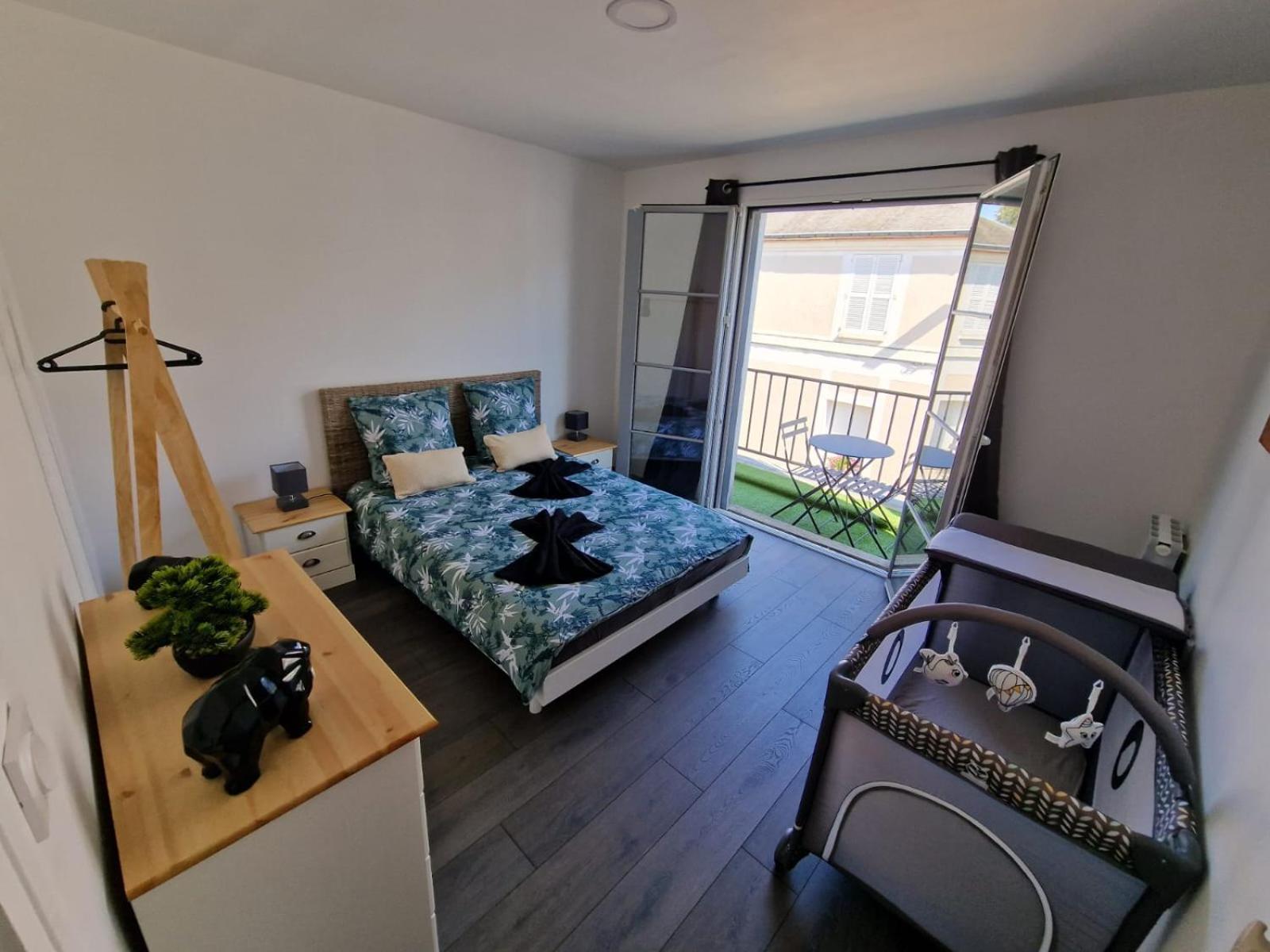 Appartement Hyper Centre Cosy Avec Balcon Châteaudun Eksteriør bilde