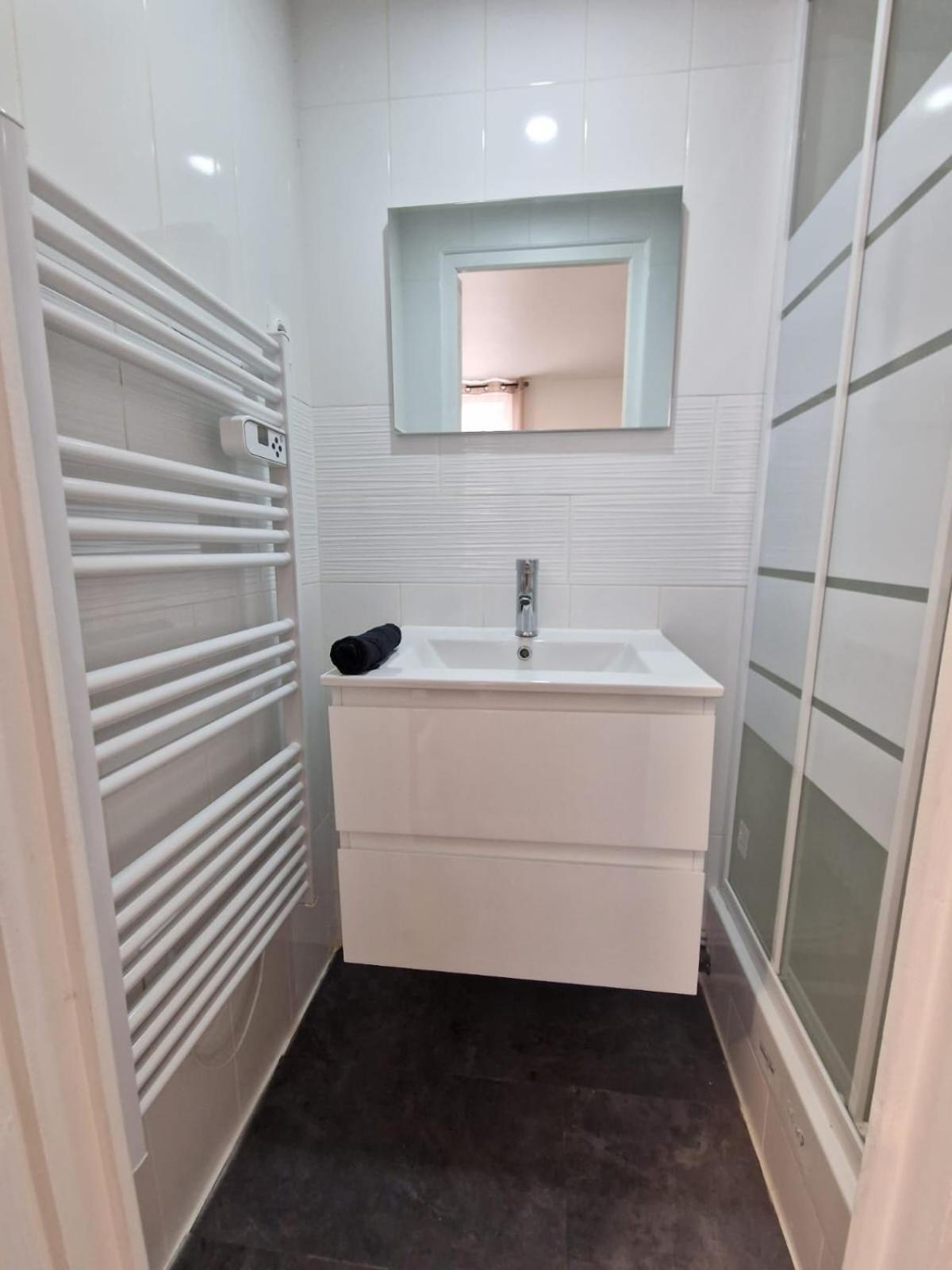 Appartement Hyper Centre Cosy Avec Balcon Châteaudun Eksteriør bilde