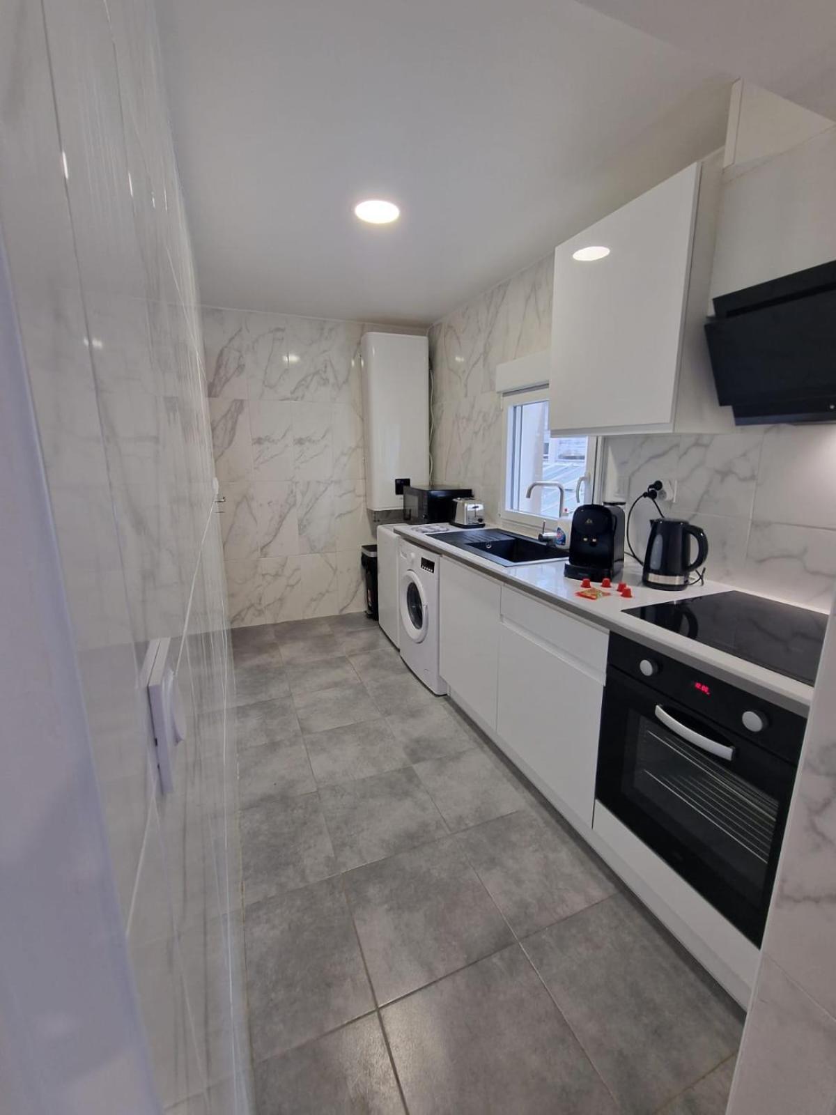 Appartement Hyper Centre Cosy Avec Balcon Châteaudun Eksteriør bilde